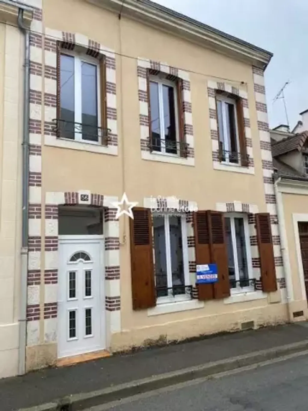 Achat maison à vendre 4 chambres 139 m² - Mamers