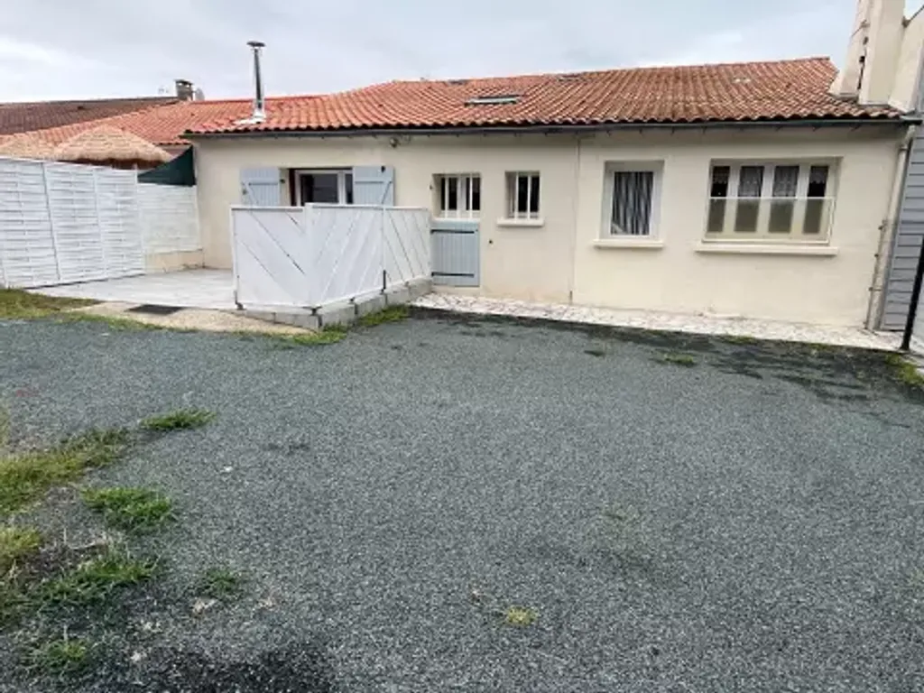 Achat maison à vendre 3 chambres 105 m² - Breuillet