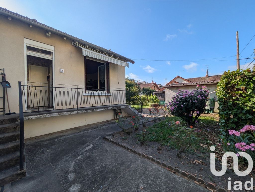 Achat maison à vendre 2 chambres 64 m² - Montluçon