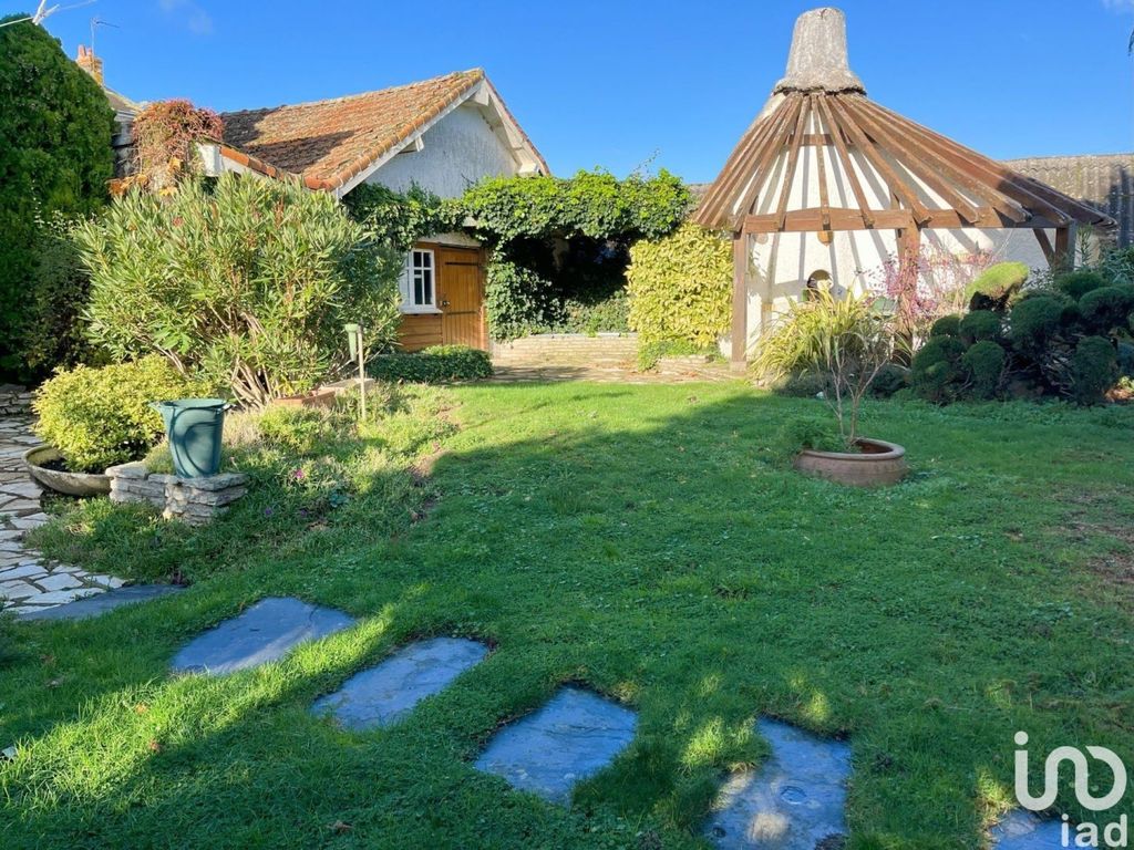 Achat maison à vendre 4 chambres 141 m² - Parthenay