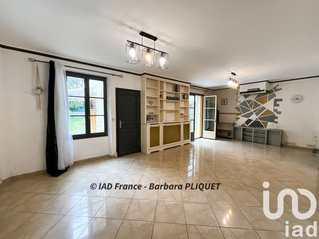 Achat maison 4 chambre(s) - Le Mesnil-Saint-Denis