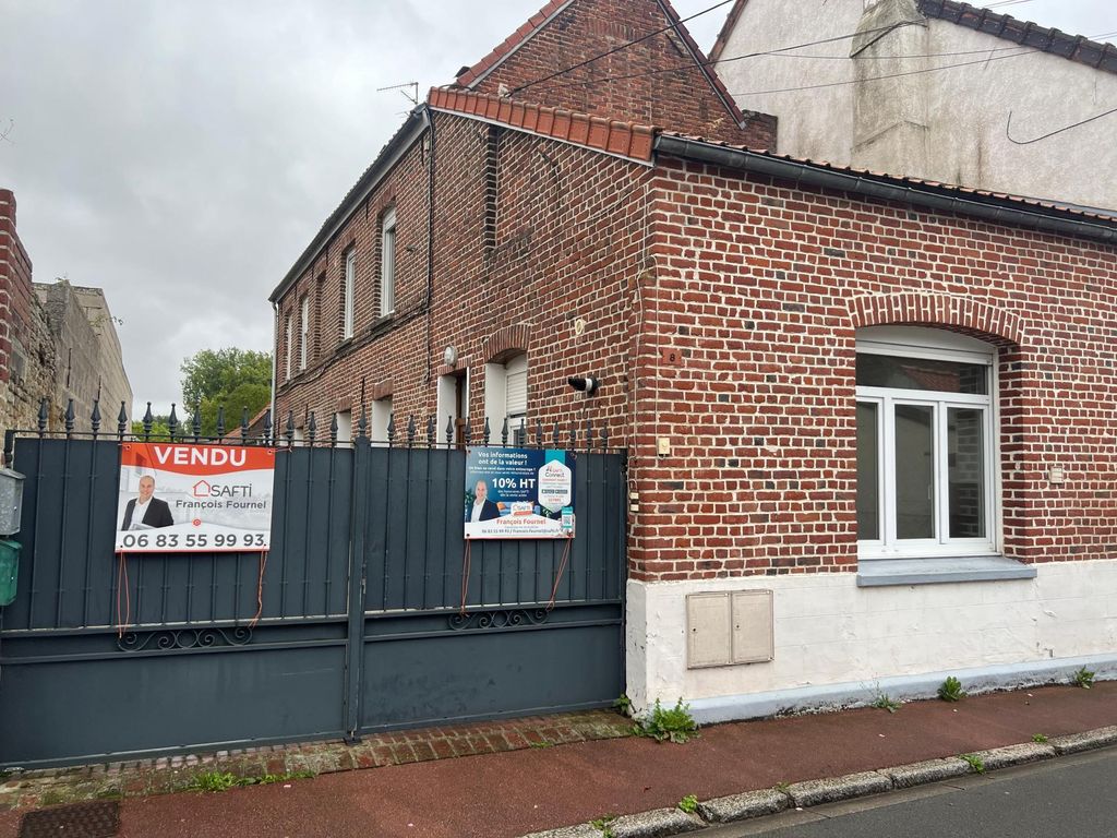 Achat maison à vendre 4 chambres 160 m² - Saint-Omer