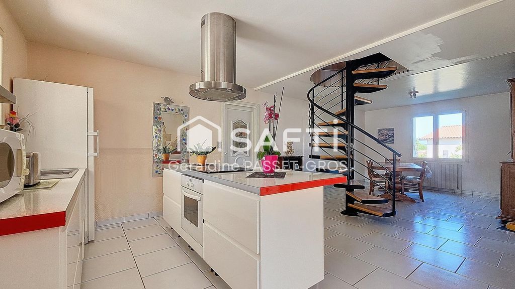 Achat maison à vendre 4 chambres 153 m² - Génissieux