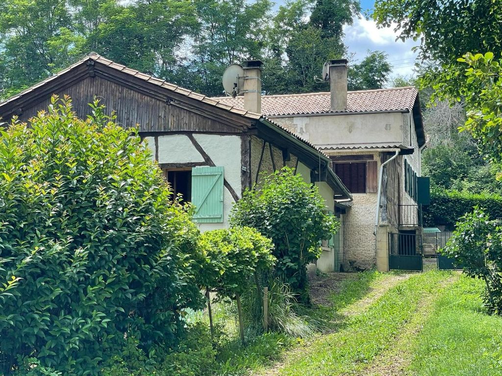 Achat maison à vendre 5 chambres 236 m² - Bergerac