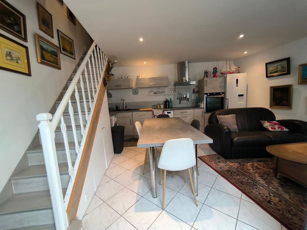 Achat maison à vendre 2 chambres 39 m² - Lannéanou