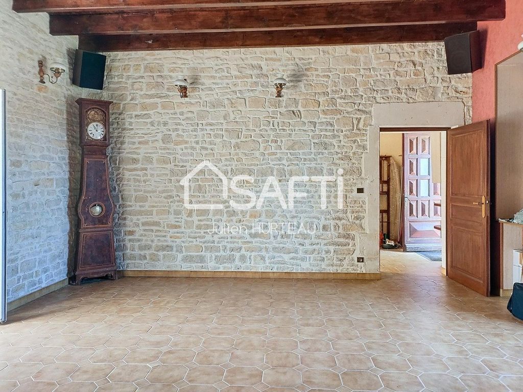 Achat maison à vendre 5 chambres 226 m² - Aiffres