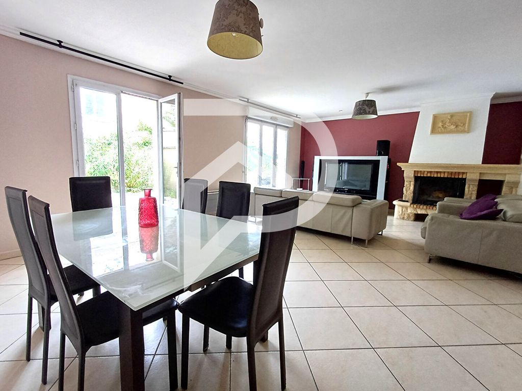 Achat maison à vendre 5 chambres 145 m² - Montmagny