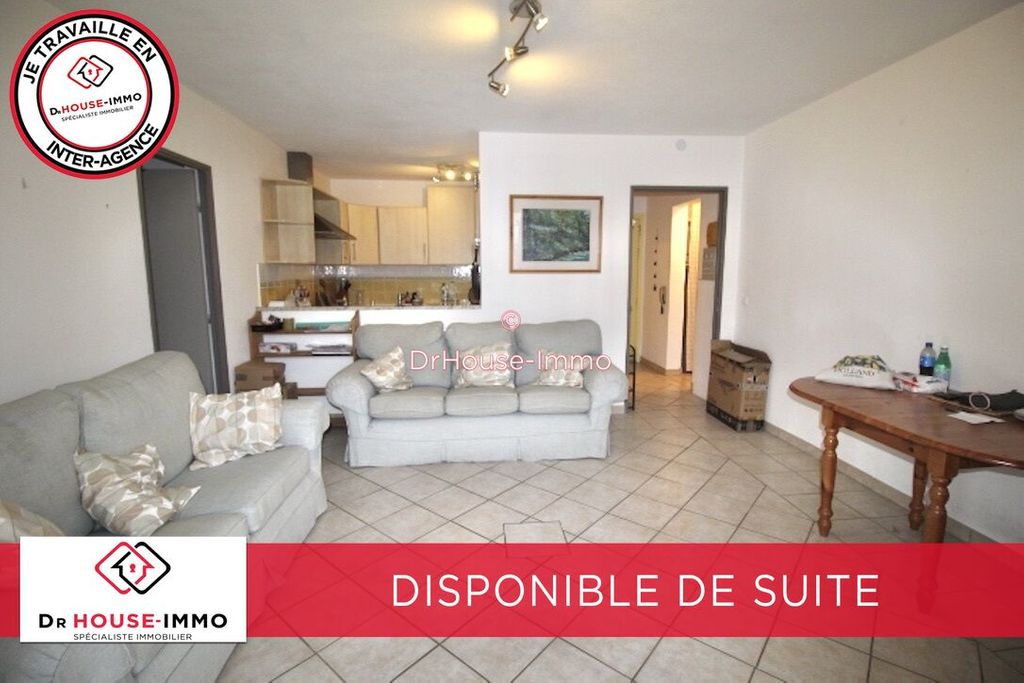 Achat appartement à vendre 4 pièces 77 m² - Cavalaire-sur-Mer