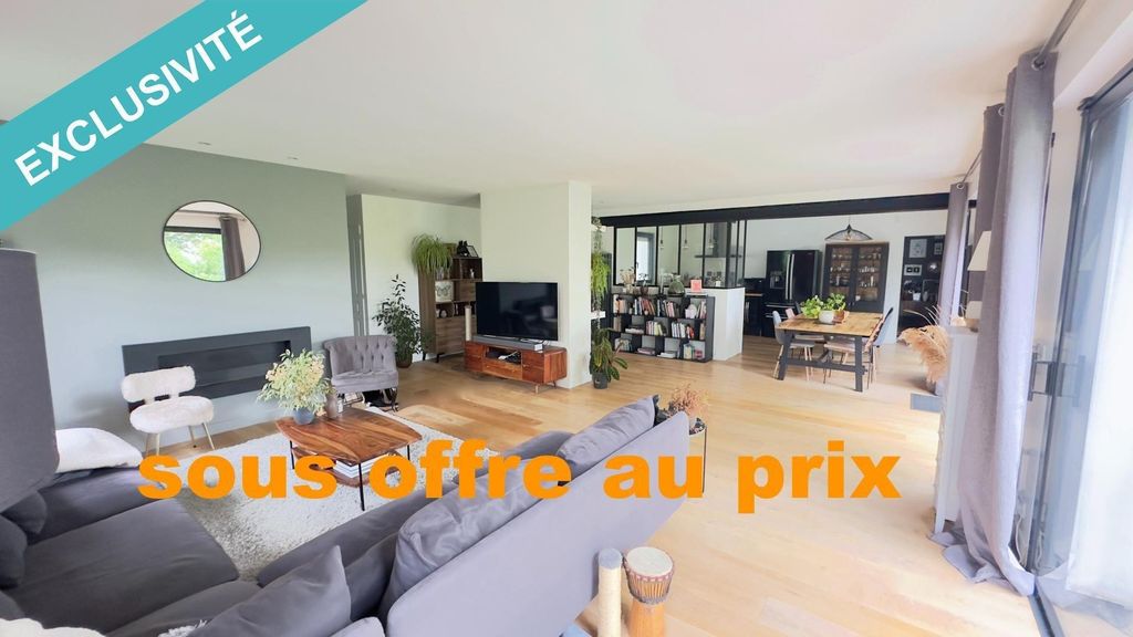 Achat maison à vendre 3 chambres 138 m² - Lésigny