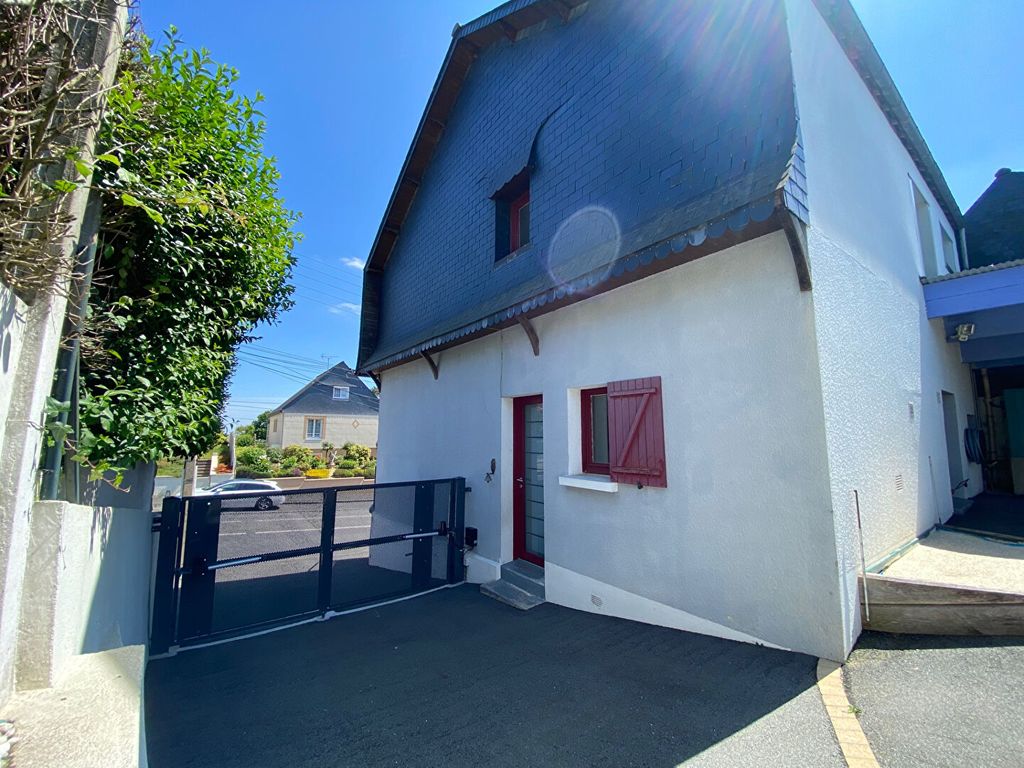 Achat maison à vendre 3 chambres 103 m² - Fougères