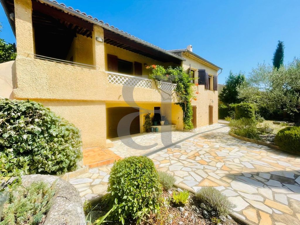 Achat maison à vendre 3 chambres 147 m² - Buis-les-Baronnies