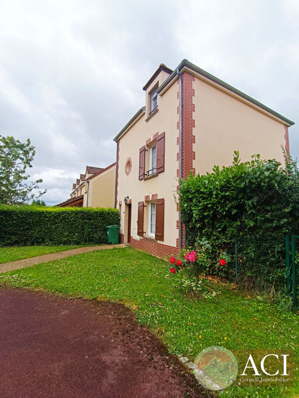 Achat maison à vendre 4 chambres 110 m² - Méru