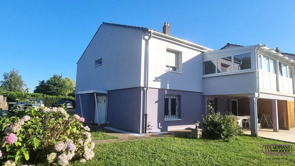 Achat maison à vendre 4 chambres 132 m² - Moulins-lès-Metz