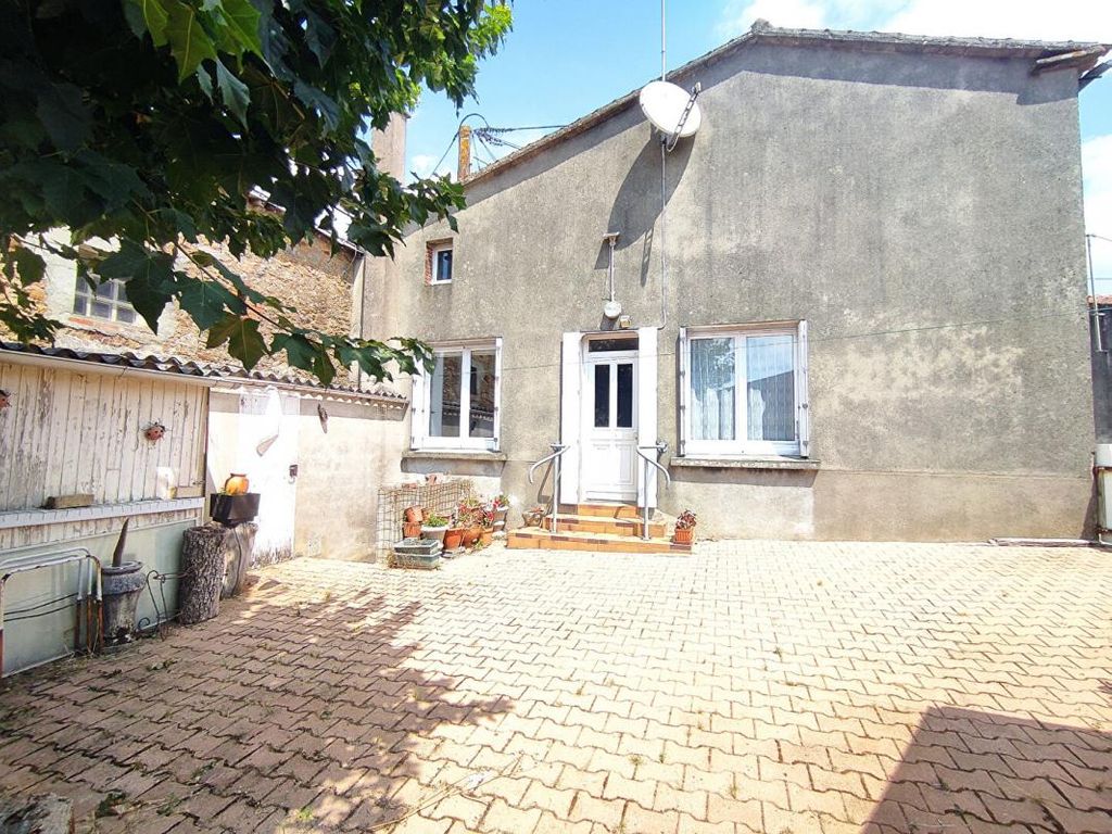 Achat maison à vendre 2 chambres 72 m² - Pouzauges