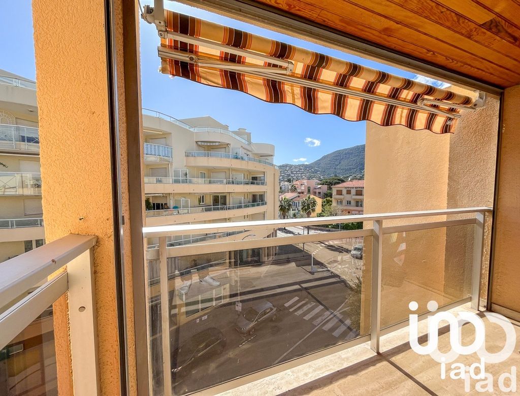 Achat appartement à vendre 4 pièces 100 m² - Cavalaire-sur-Mer