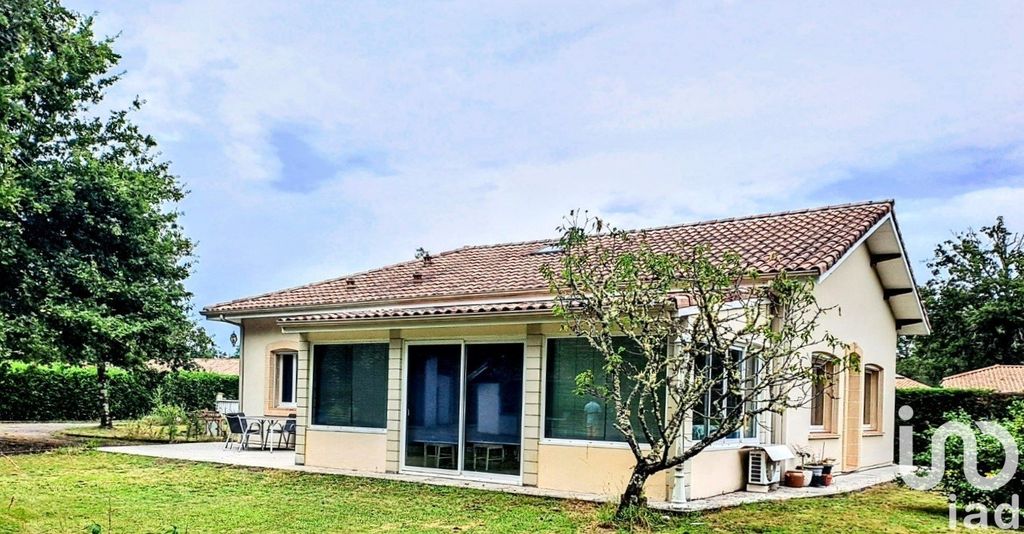 Achat maison à vendre 3 chambres 166 m² - Saugnacq-et-Muret