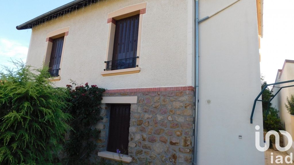 Achat maison à vendre 3 chambres 92 m² - Montluçon