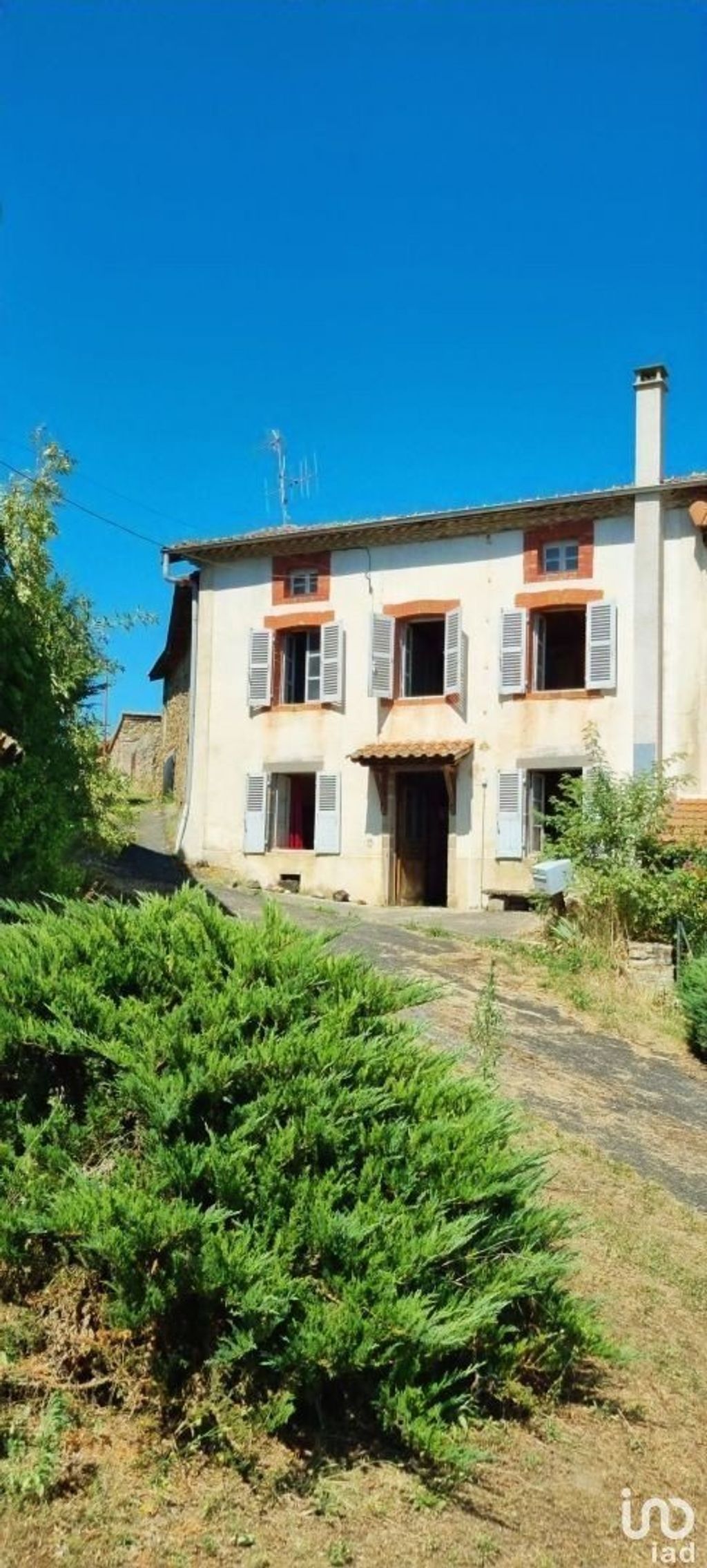 Achat maison à vendre 2 chambres 97 m² - Chassagnes