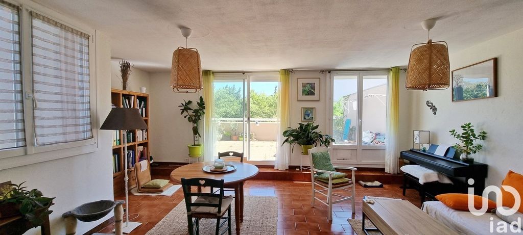 Achat appartement à vendre 3 pièces 72 m² - Marignane