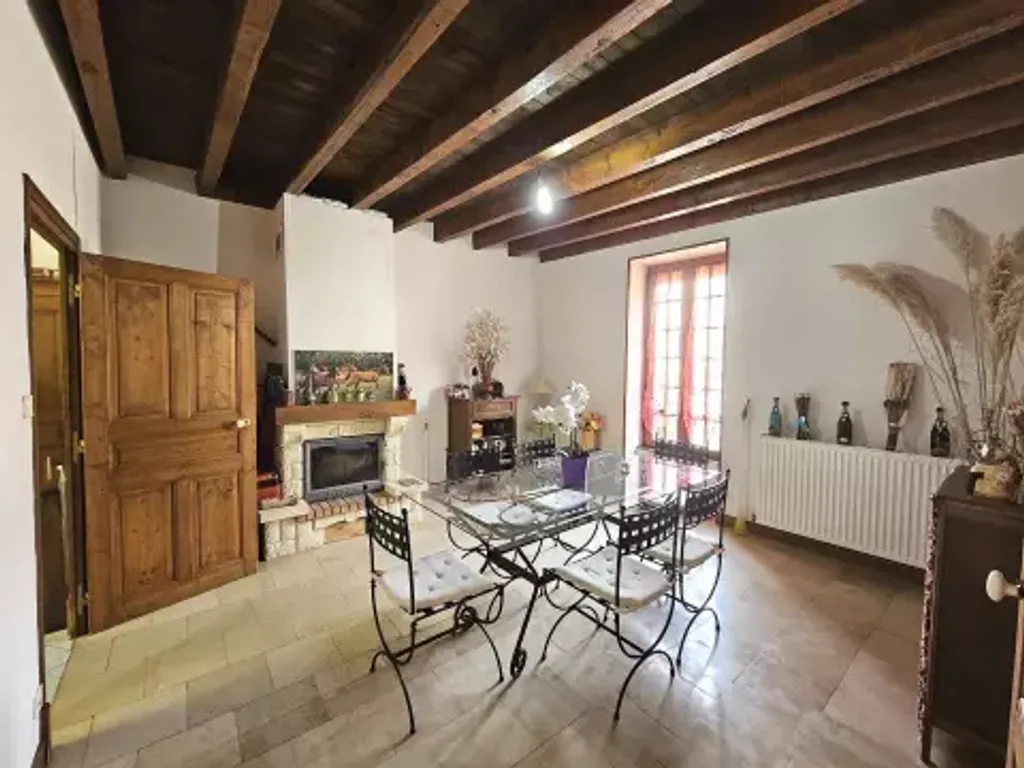 Achat maison à vendre 3 chambres 111 m² - Beaune