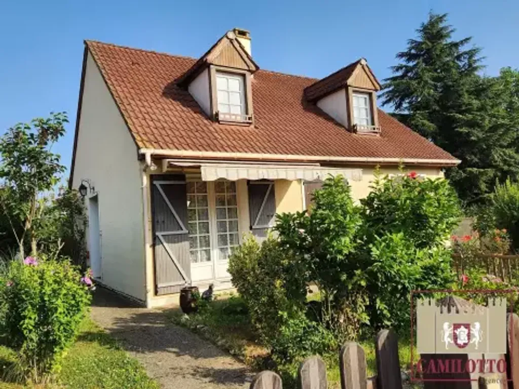 Achat maison à vendre 3 chambres 100 m² - Nogent-le-Roi