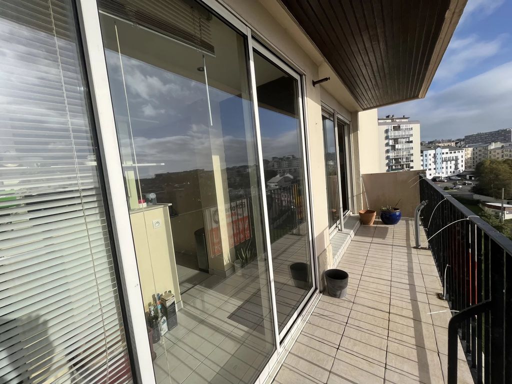 Achat appartement à vendre 5 pièces 109 m² - Brest