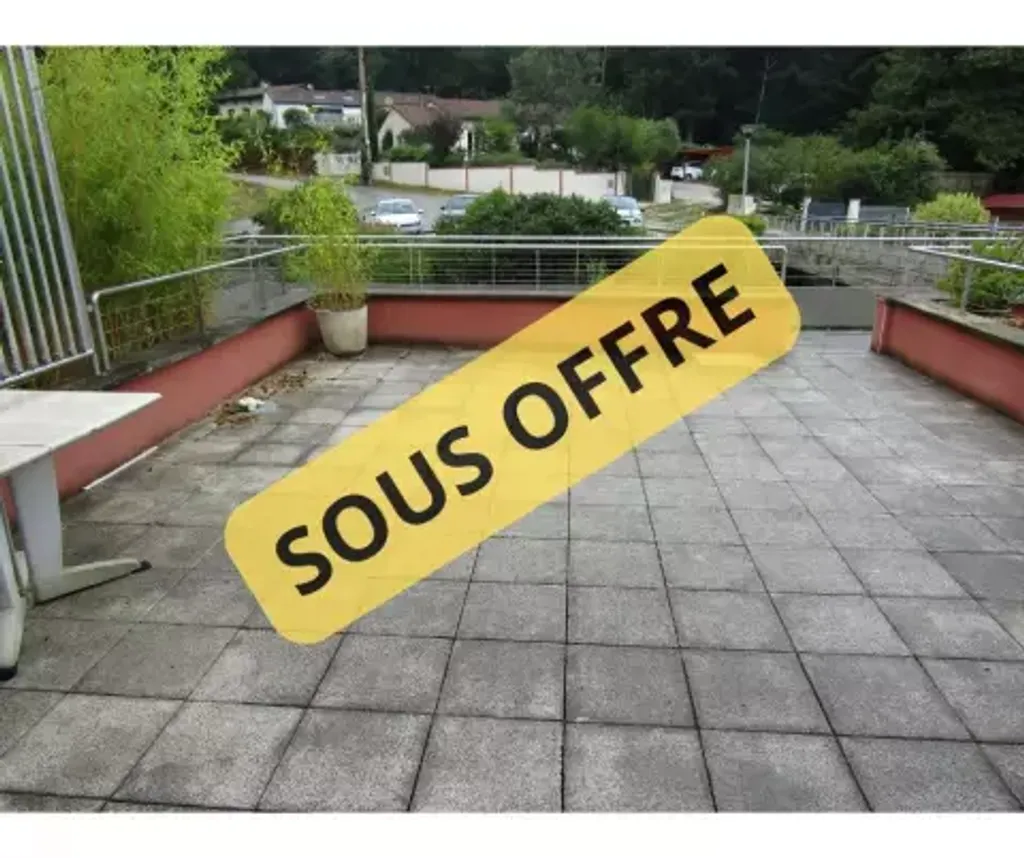 Achat appartement à vendre 3 pièces 65 m² - Les Brunels