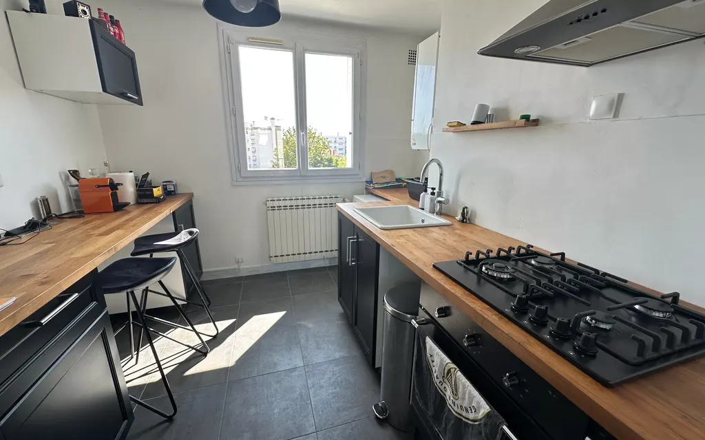 Achat appartement à vendre 3 pièces 53 m² - Valence