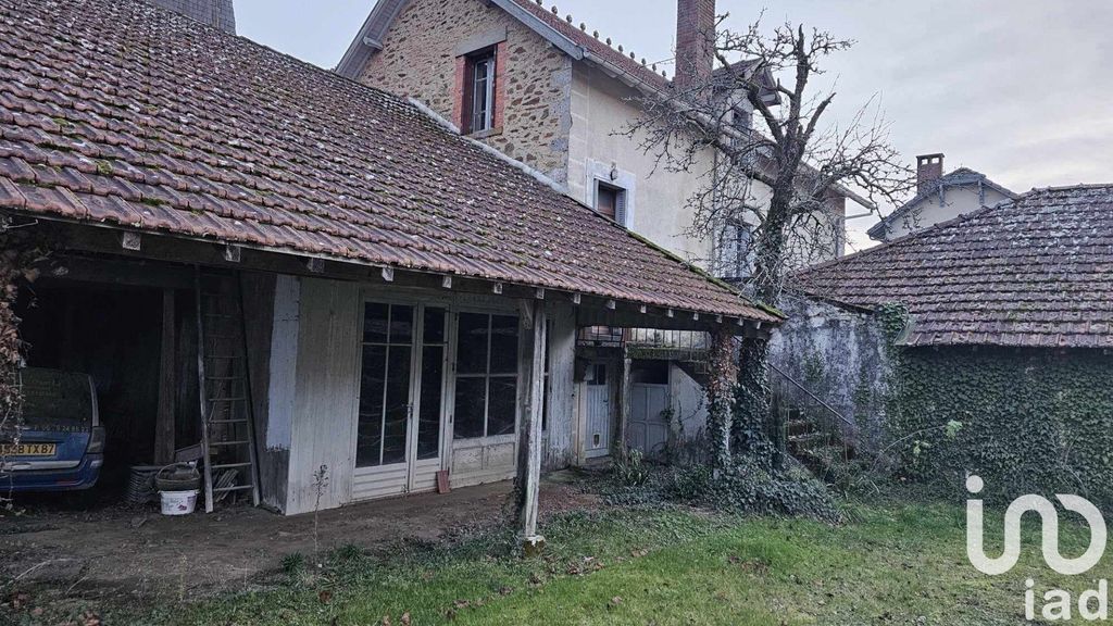 Achat maison à vendre 5 chambres 116 m² - Rochechouart