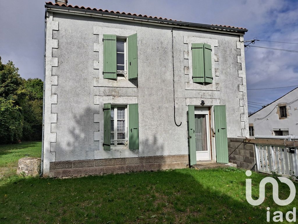 Achat maison à vendre 3 chambres 140 m² - Vouhé