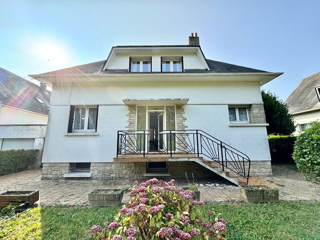 Achat maison à vendre 6 chambres 179 m² - Caen