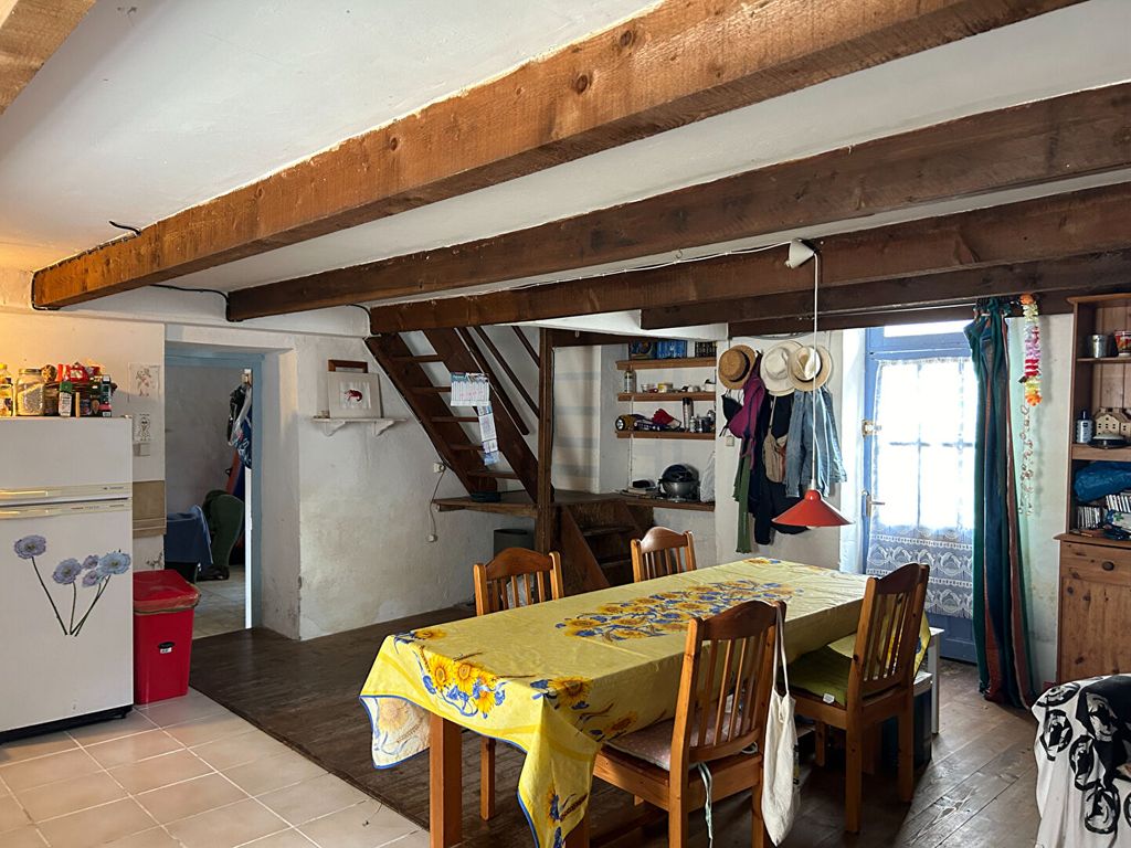 Achat maison à vendre 2 chambres 109 m² - L'Île-d'Elle