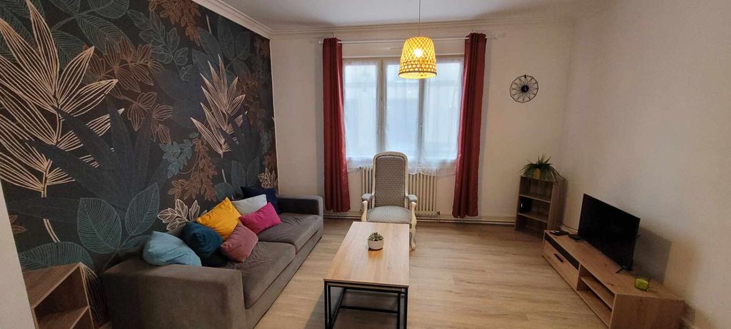 Achat maison à vendre 5 chambres 136 m² - Châteaubriant