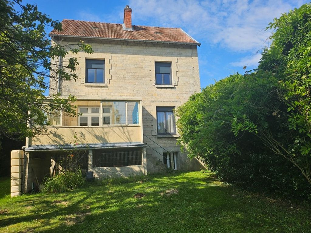 Achat maison à vendre 3 chambres 165 m² - Vailly-sur-Aisne