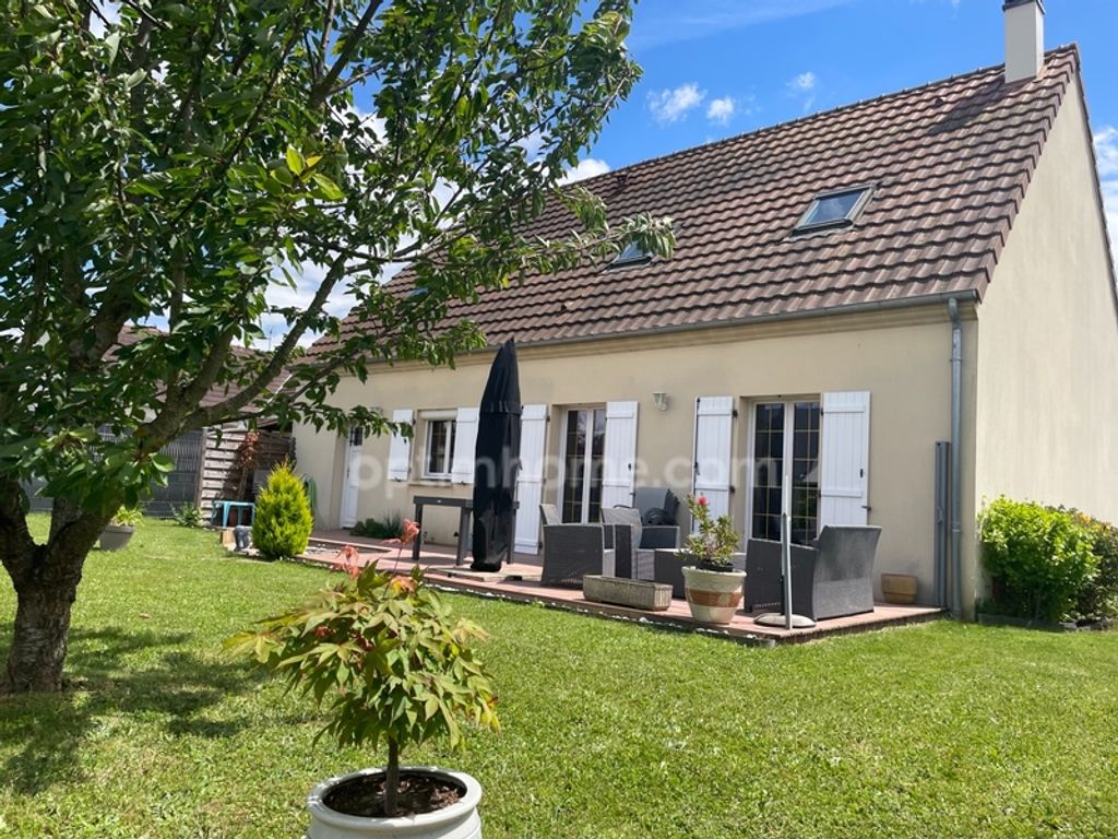 Achat maison à vendre 3 chambres 135 m² - Naveil