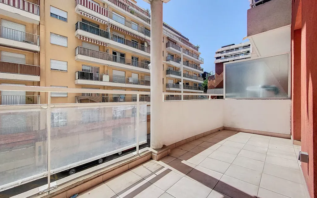 Achat appartement à vendre 2 pièces 32 m² - Nice