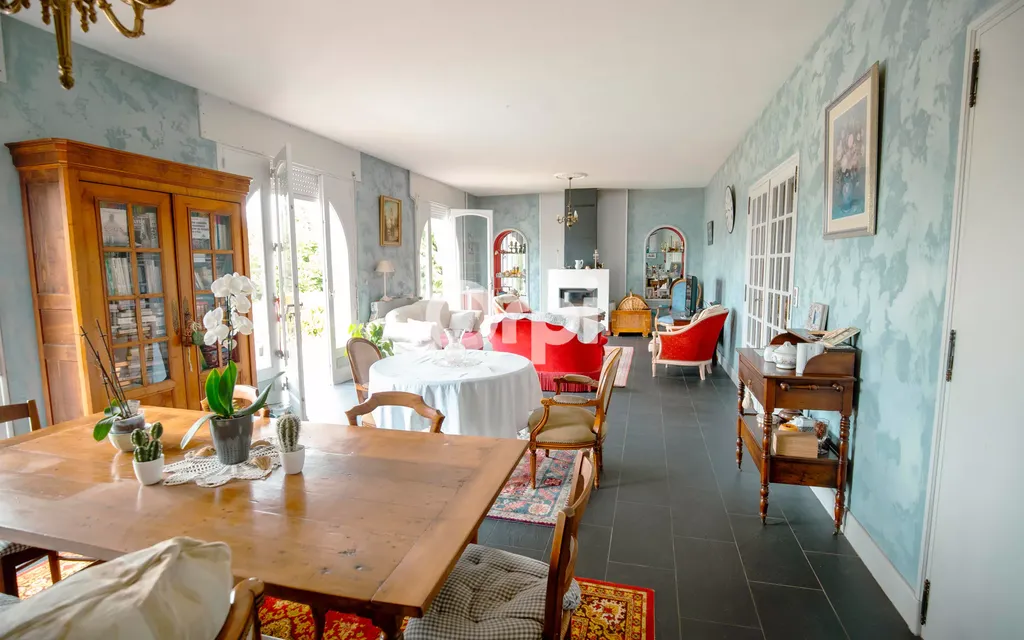 Achat maison à vendre 6 chambres 216 m² - Panazol