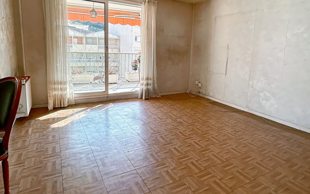 Achat appartement à vendre 2 pièces 63 m² - Nice