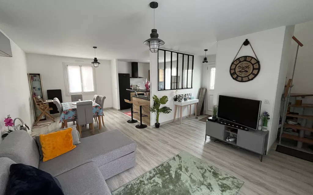 Achat maison à vendre 2 chambres 75 m² - Cergy