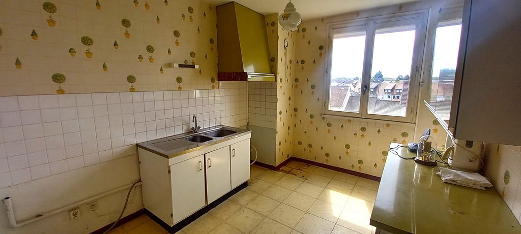 Achat appartement à vendre 4 pièces 85 m² - Y