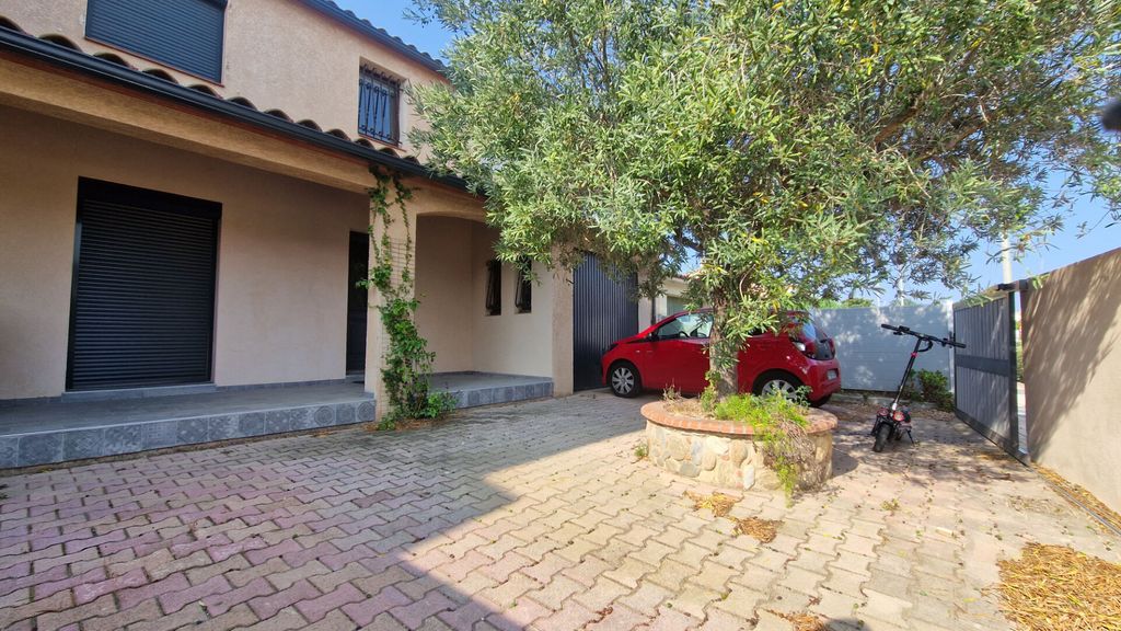 Achat maison à vendre 4 chambres 134 m² - Canet-en-Roussillon