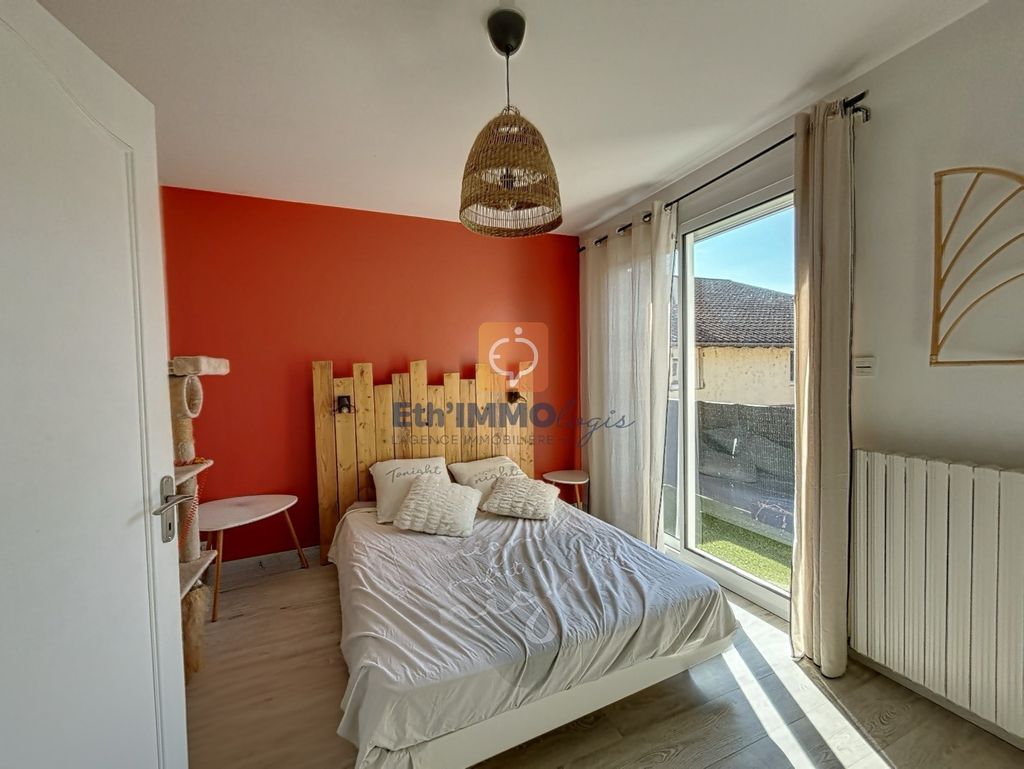 Achat maison à vendre 4 chambres 99 m² - Saint-Albain