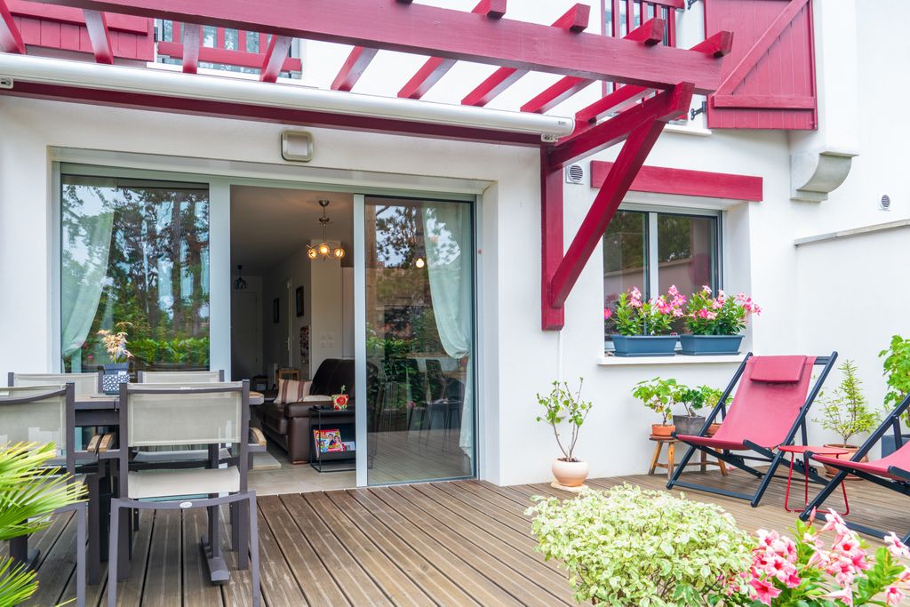 Achat appartement à vendre 4 pièces 84 m² - Saint-Jean-de-Luz