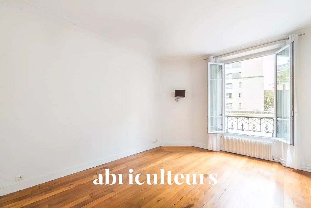 Achat appartement à vendre 3 pièces 61 m² - Courbevoie