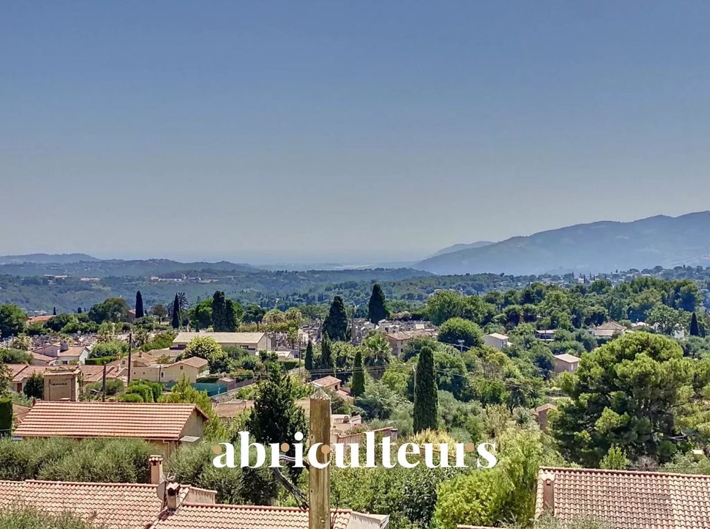 Achat appartement à vendre 4 pièces 82 m² - Grasse