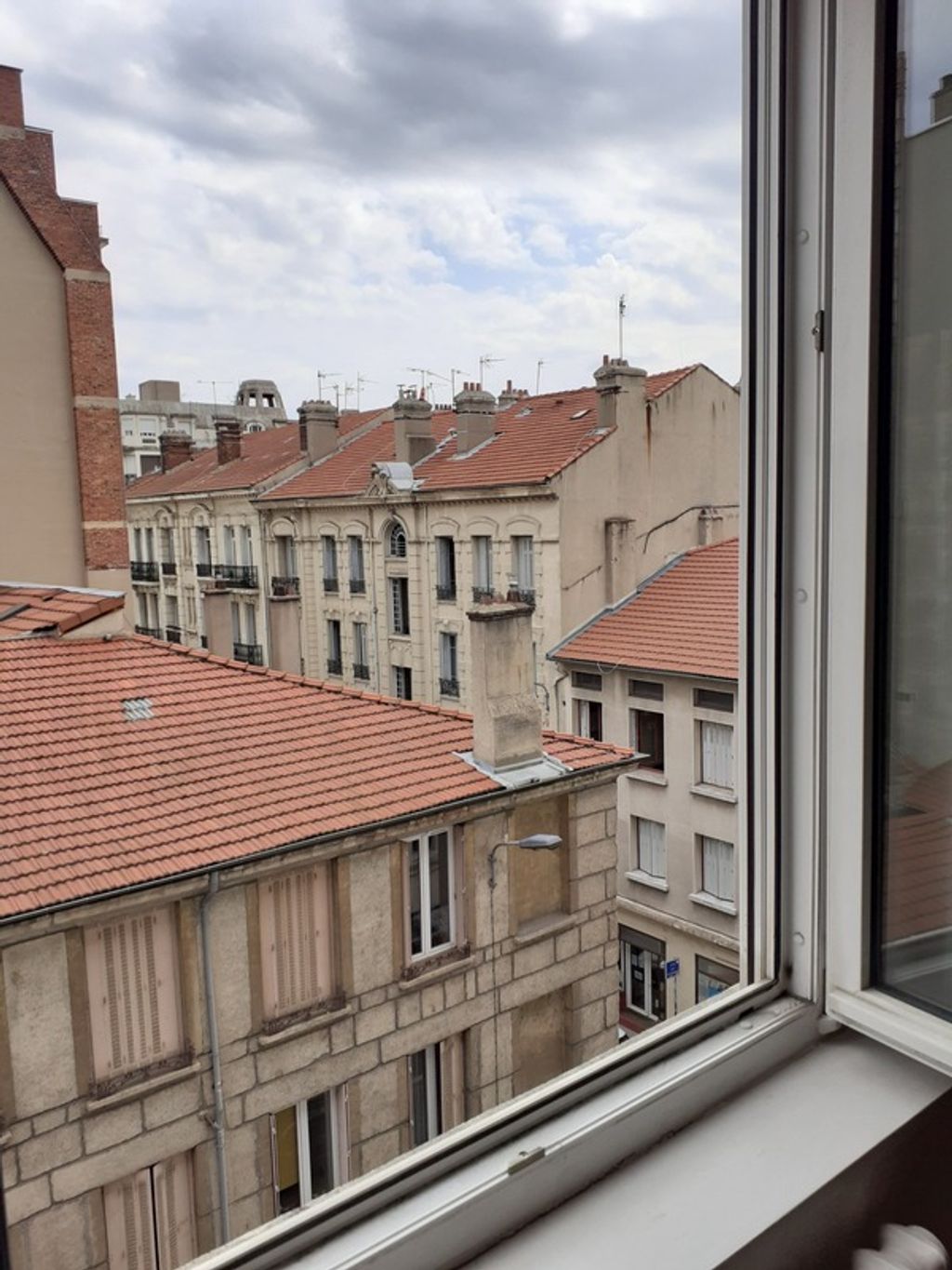 Achat appartement à vendre 5 pièces 97 m² - Saint-Étienne