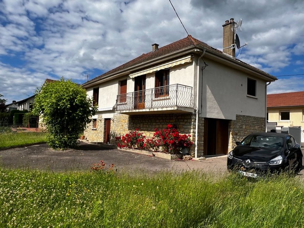 Achat maison à vendre 2 chambres 106 m² - Chauffailles