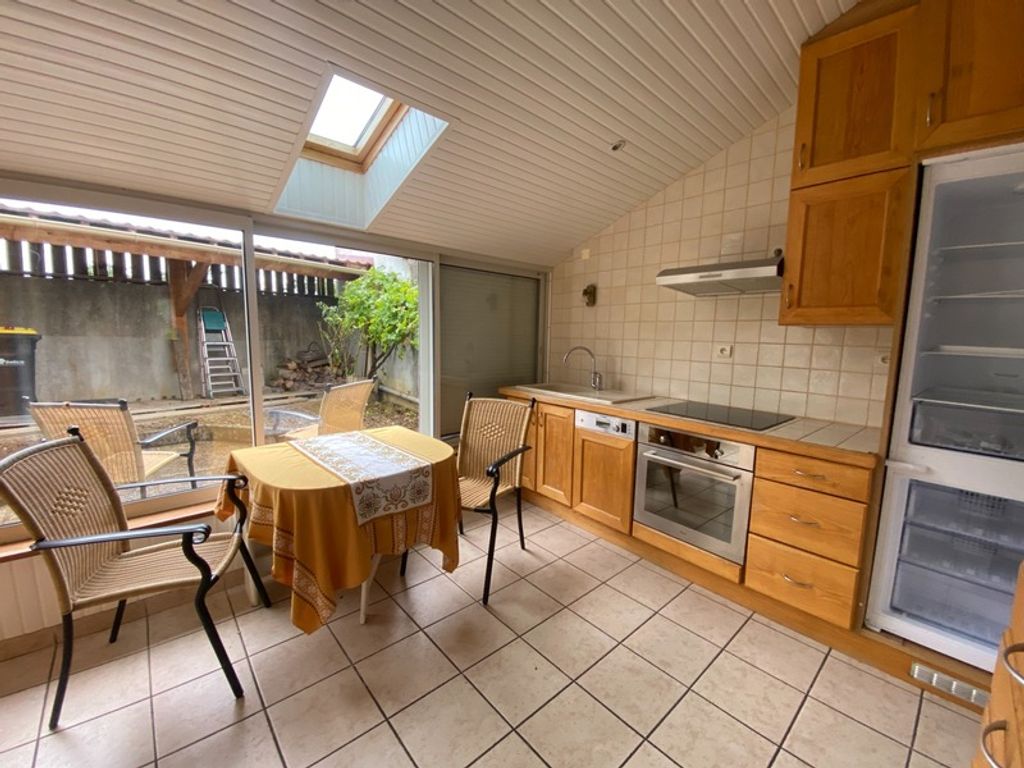 Achat maison à vendre 3 chambres 100 m² - Fresselines