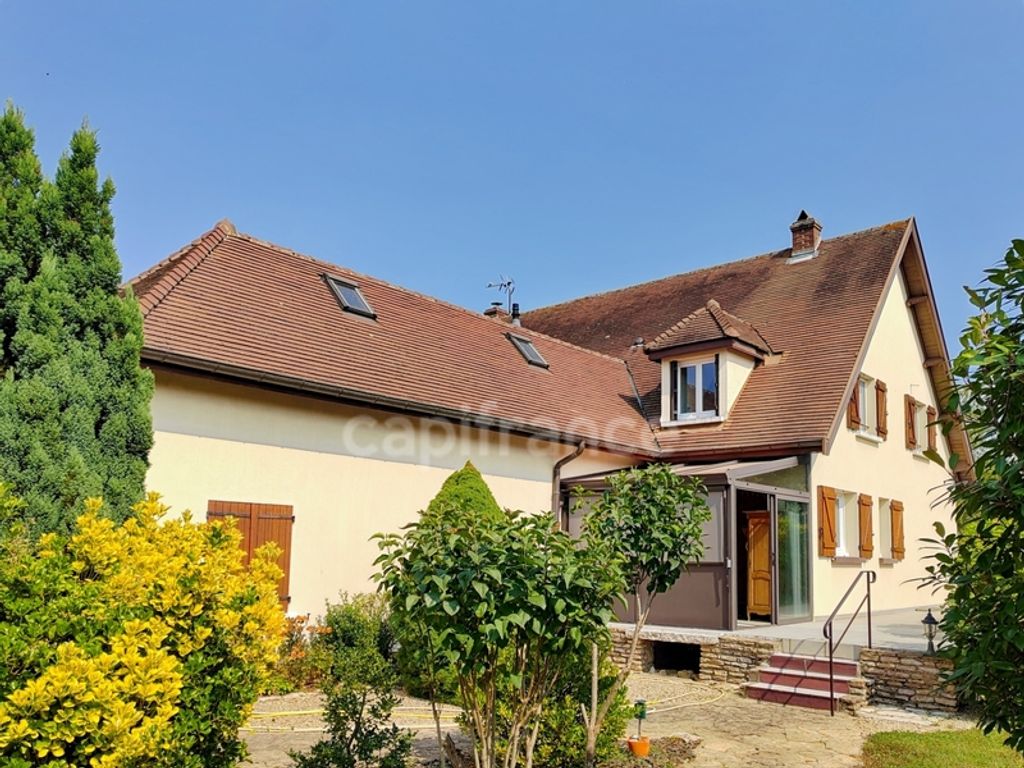 Achat maison à vendre 4 chambres 166 m² - Chalon-sur-Saône