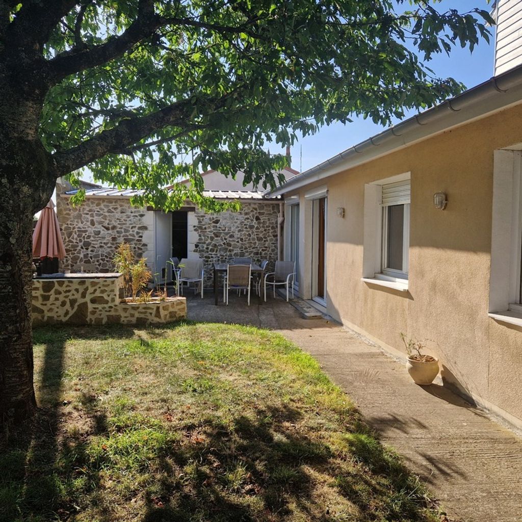 Achat maison à vendre 4 chambres 140 m² - Vertou